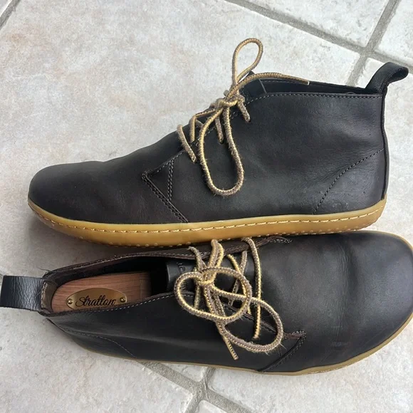 VIVOBAREFOOT Gobi II WH in Dark Brown Size 41